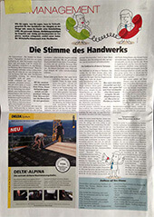 Zeitungsseite mit Artikeln unter der Überschrift „Presse Arno Fischbacher“, mit Bildern, Text und diversen Anzeigen, darunter auch eine Autoanzeige.